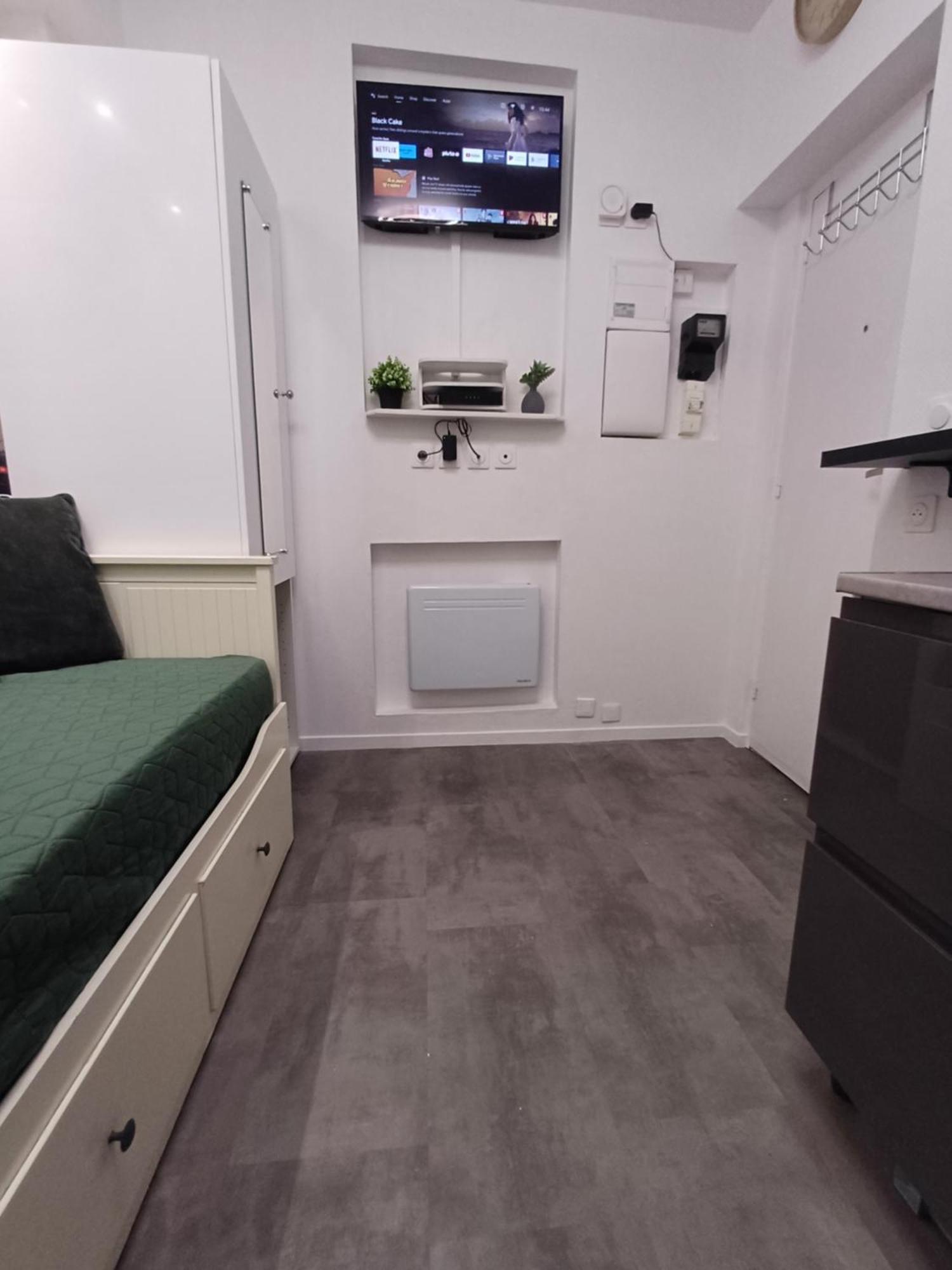 Bright Small Studio Paris Saint Ouen Екстер'єр фото